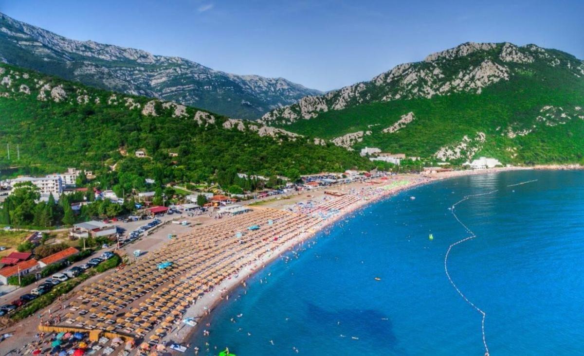 Hotel Dana Čanj Esterno foto